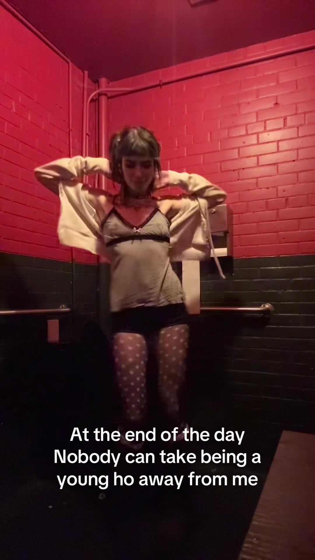 @n0time2flirt