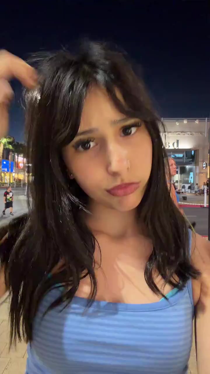 @𝓘𝓿𝔂 𝓳𝓸𝓷𝓮𝓼