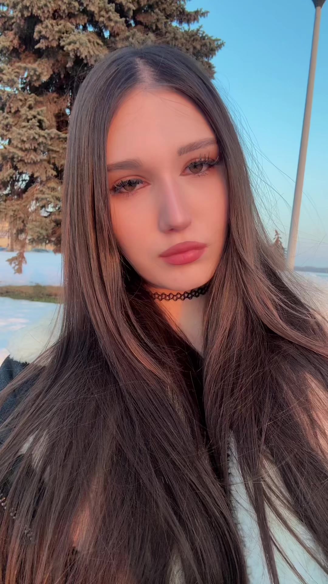 @j.frvryoung9