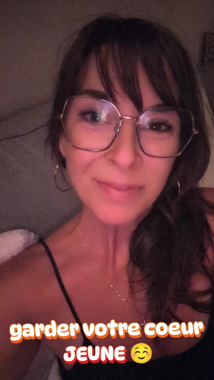 @Karinelumiere