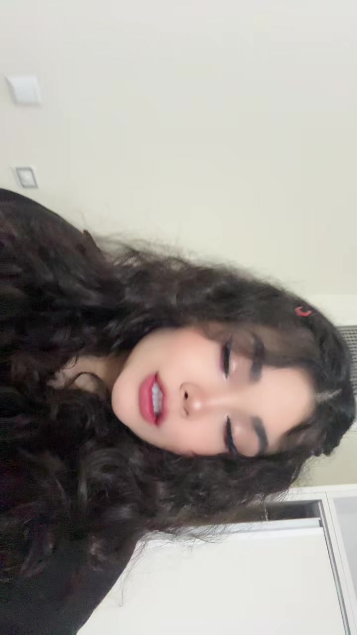 @heliamotejaded