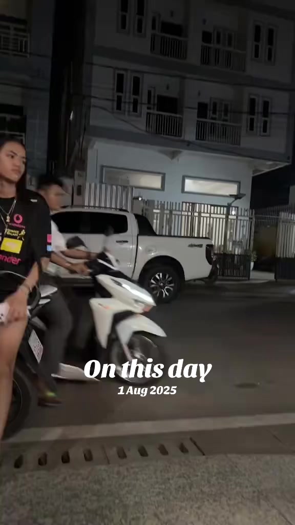 @ម៉ាក់ម៉េងឡុង ម៉េងលី