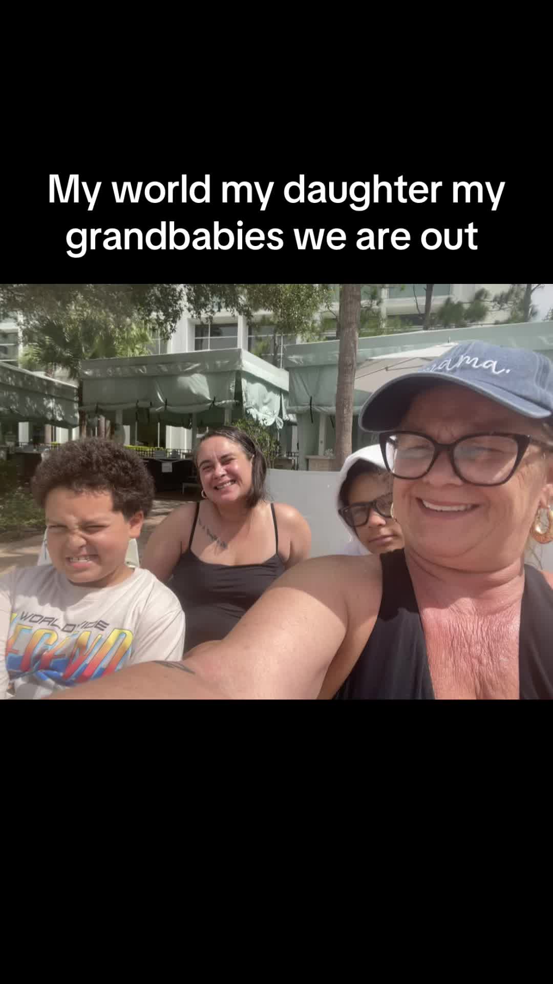@Mama