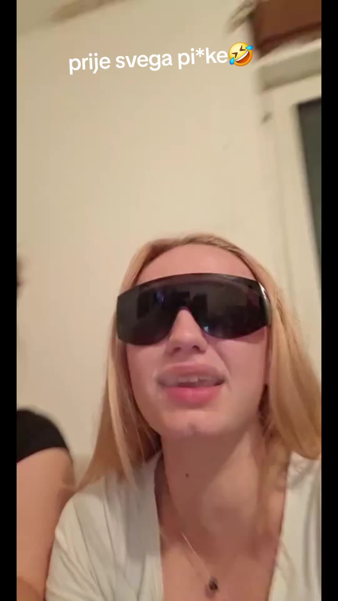 @Mara🫵