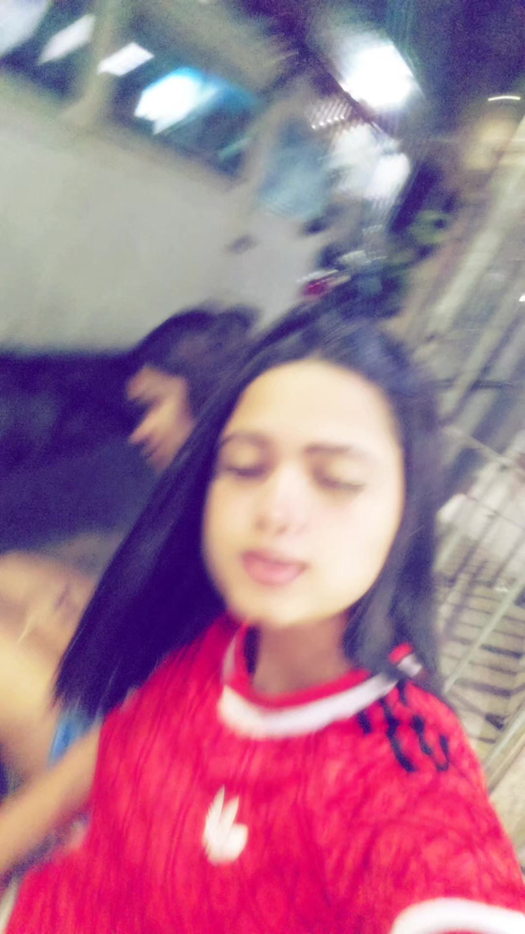 @IanaCarolina