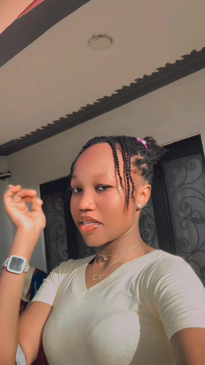 @ᥫ᭡ 𝓙𝓸𝔂 ✦ 🫧
