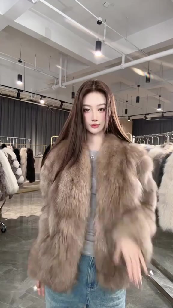 @Fur coat fans
