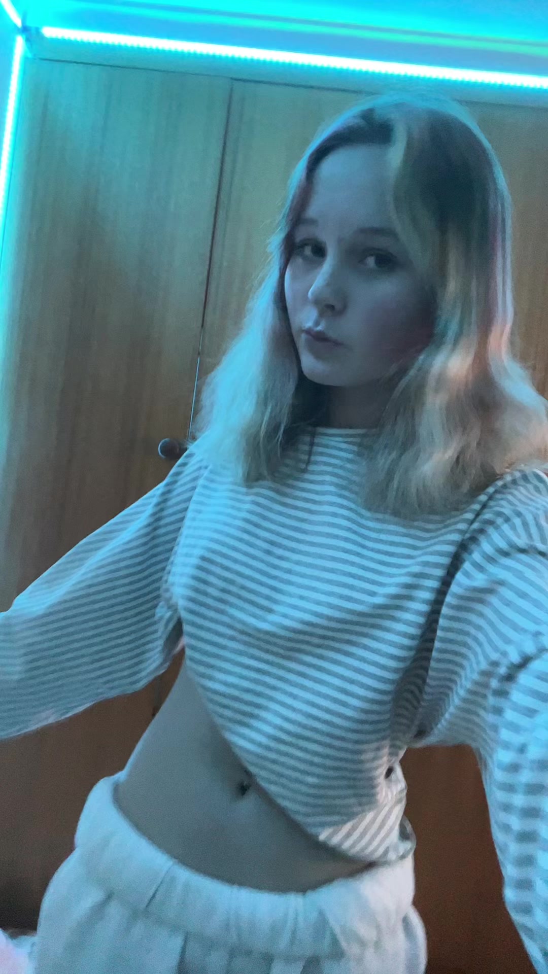@𝒜𝓃𝓃𝒶