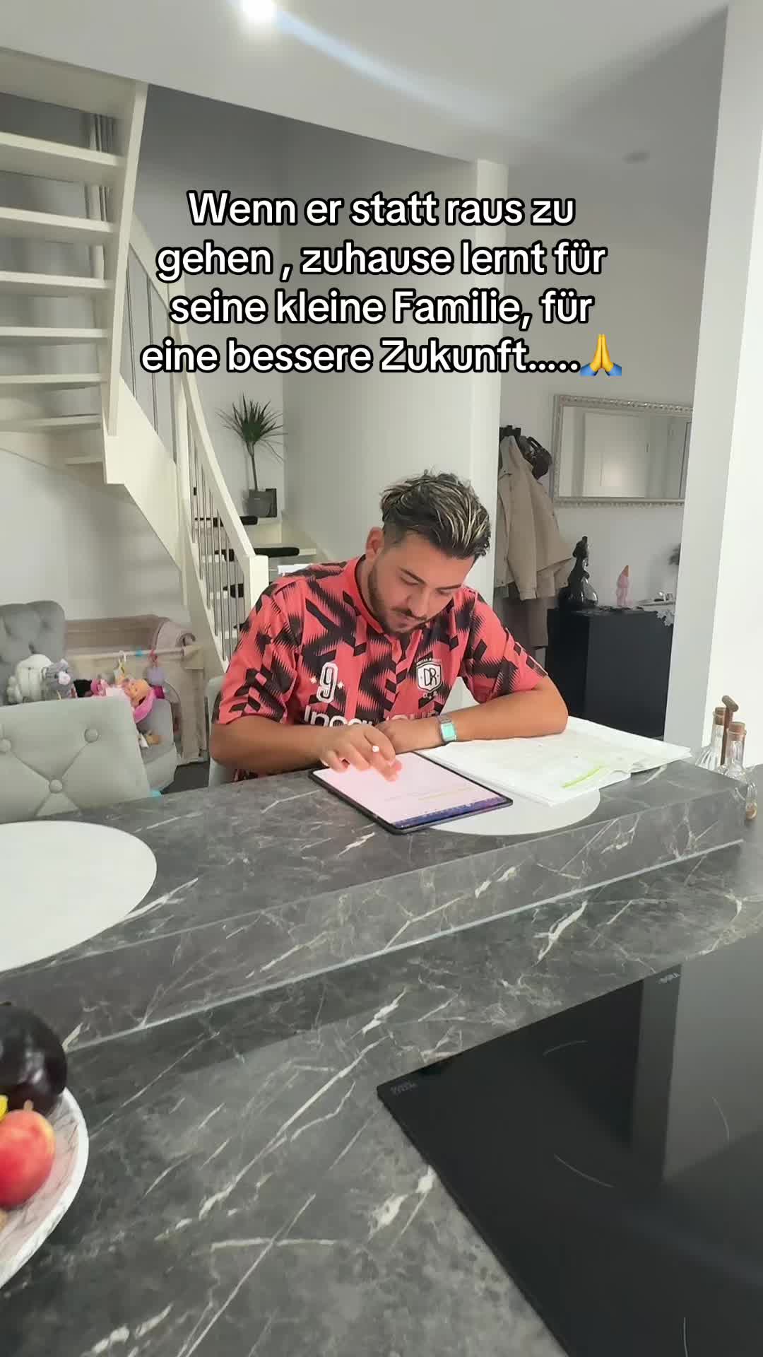 @CleliaKadir🇹🇷Soley🇮🇹Cicci