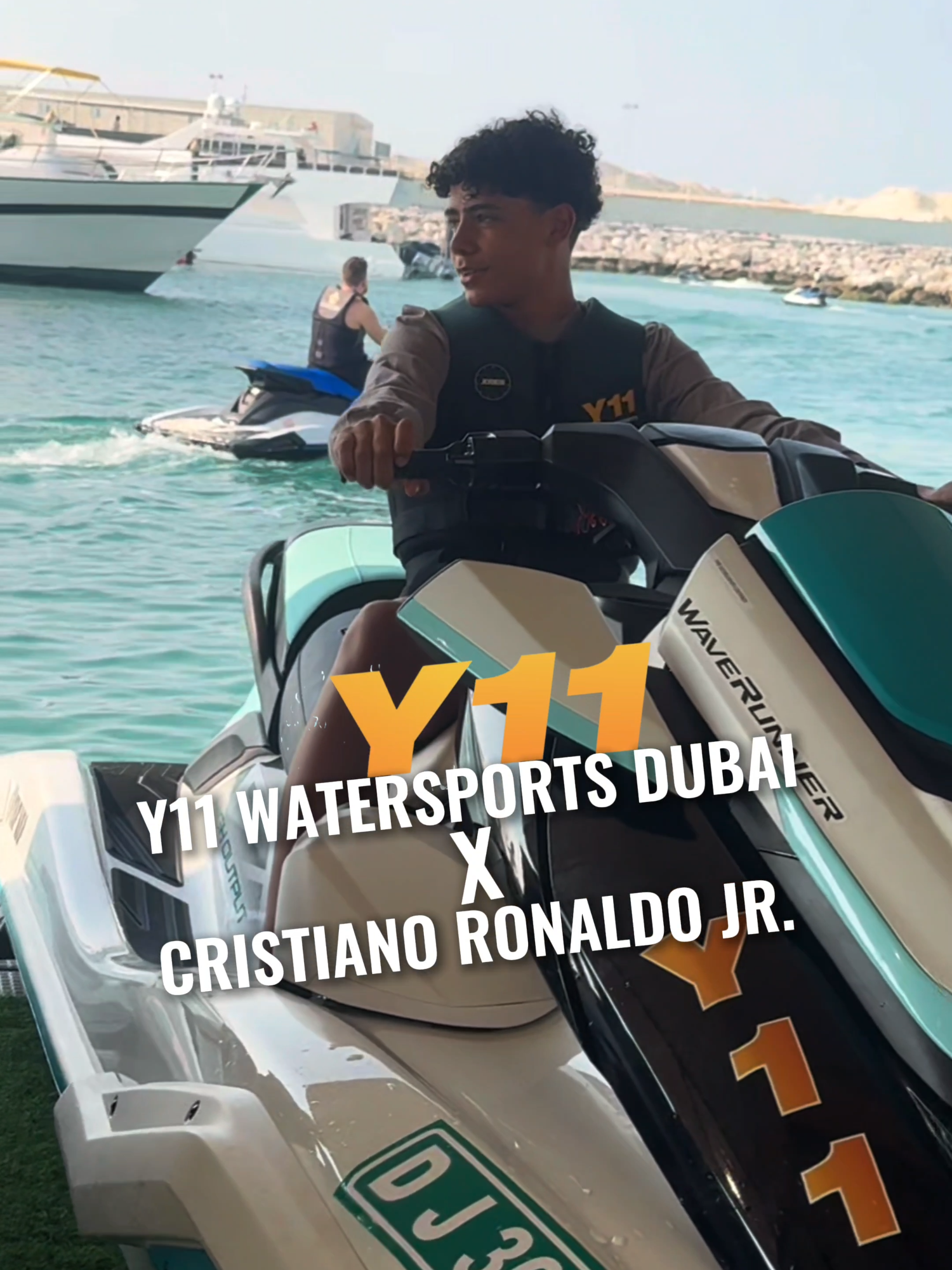 @Y11.ae