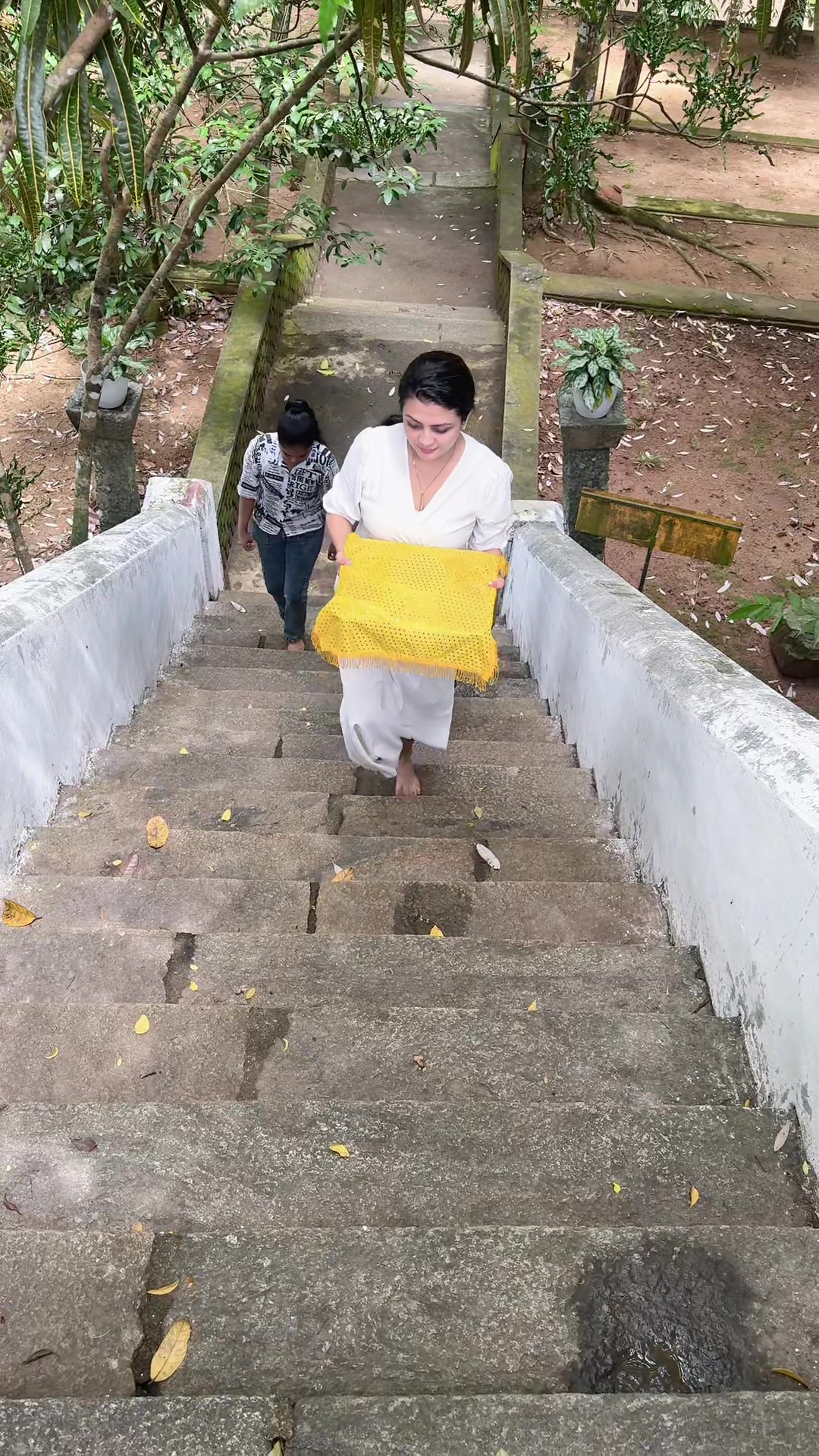 @Rukshana Disanayaka