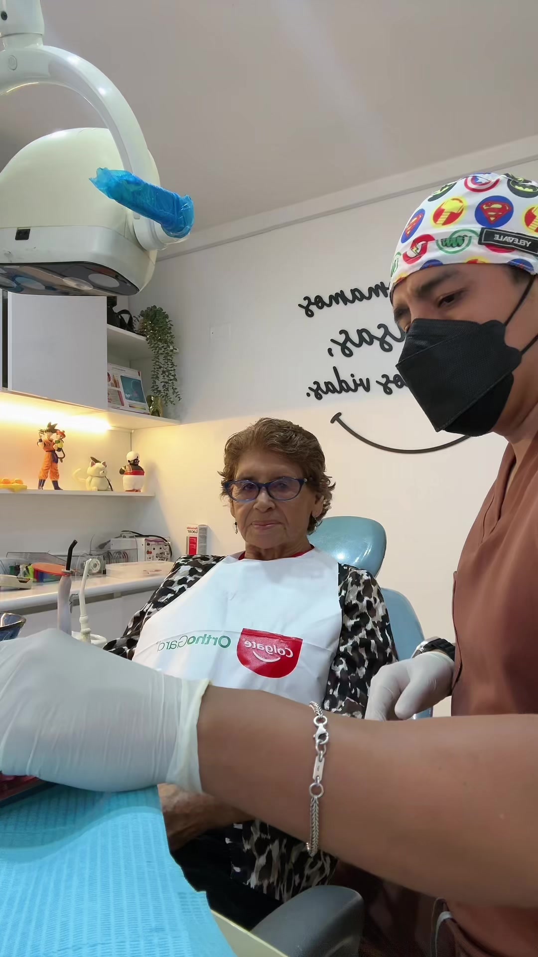 @Dr. Juan Perez | Ortodoncista