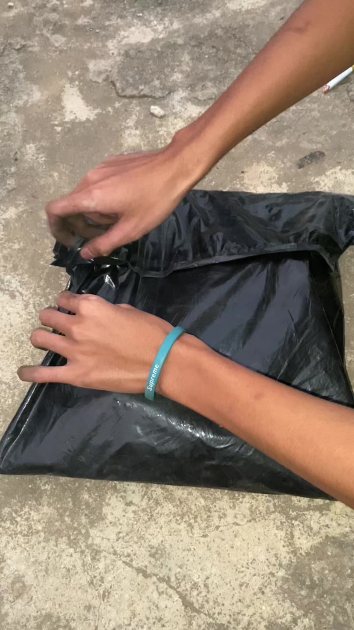 @๐๐๐จ๐ค๐ก๐ก๐ข๐๐ฎ๐ค—