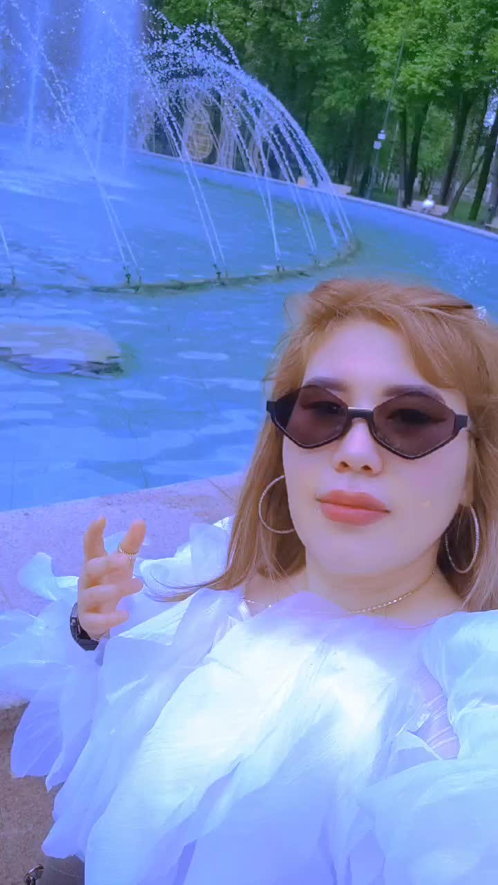 @Mira mir 👑🎓👒