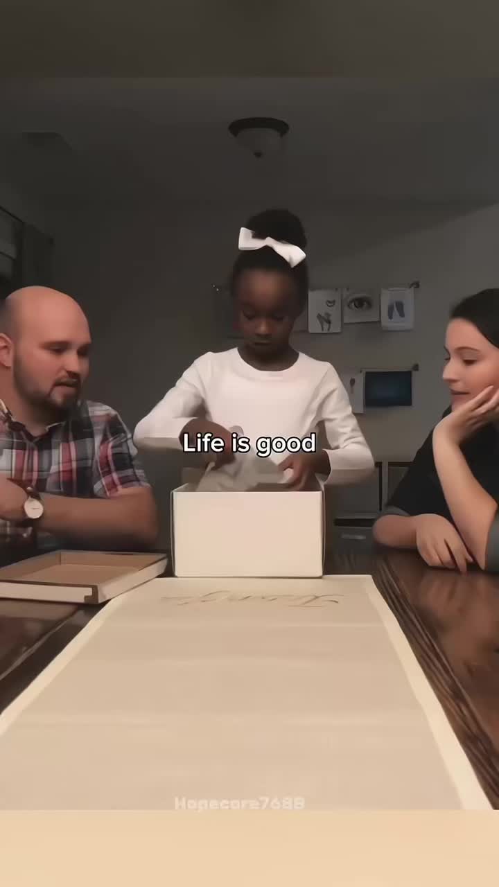 @ツ