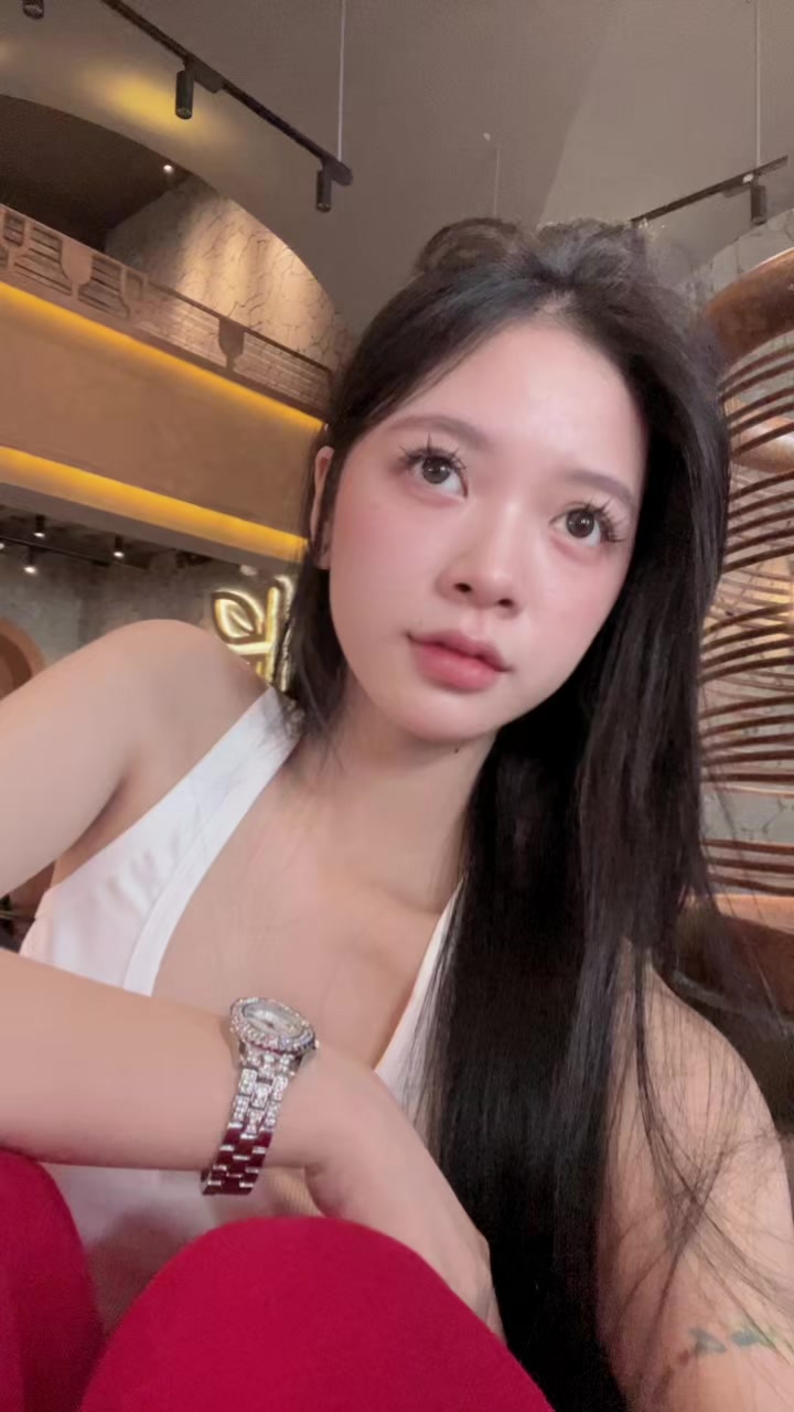 @Ngoc Hang 🦄