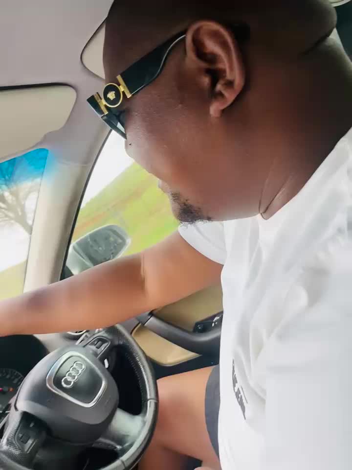 @EzoNdabezitha