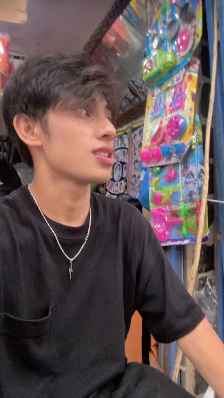 @VanLasax