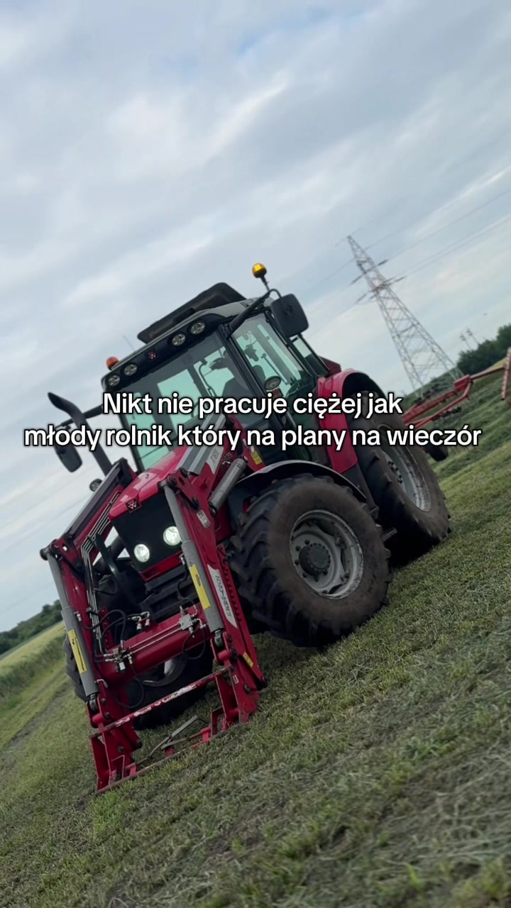 @Krzysiuu ツ