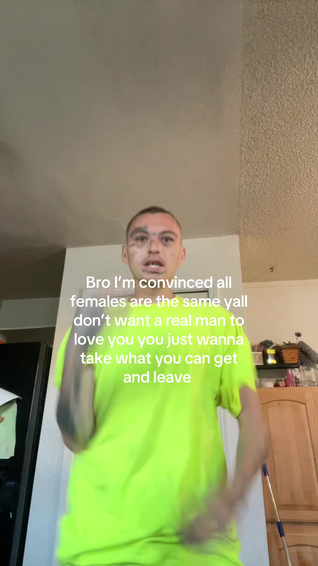 @lilwhozzie