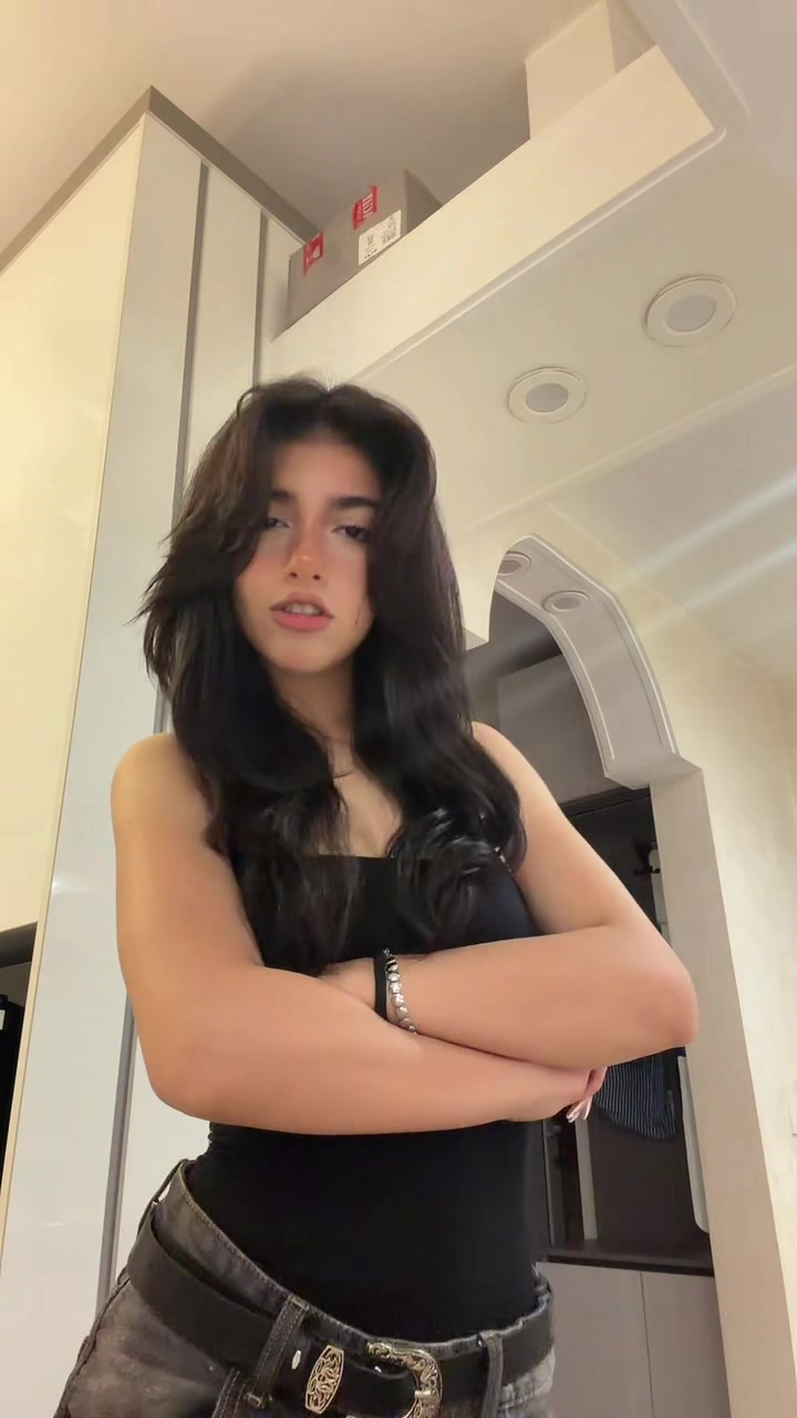 @avaaawoo