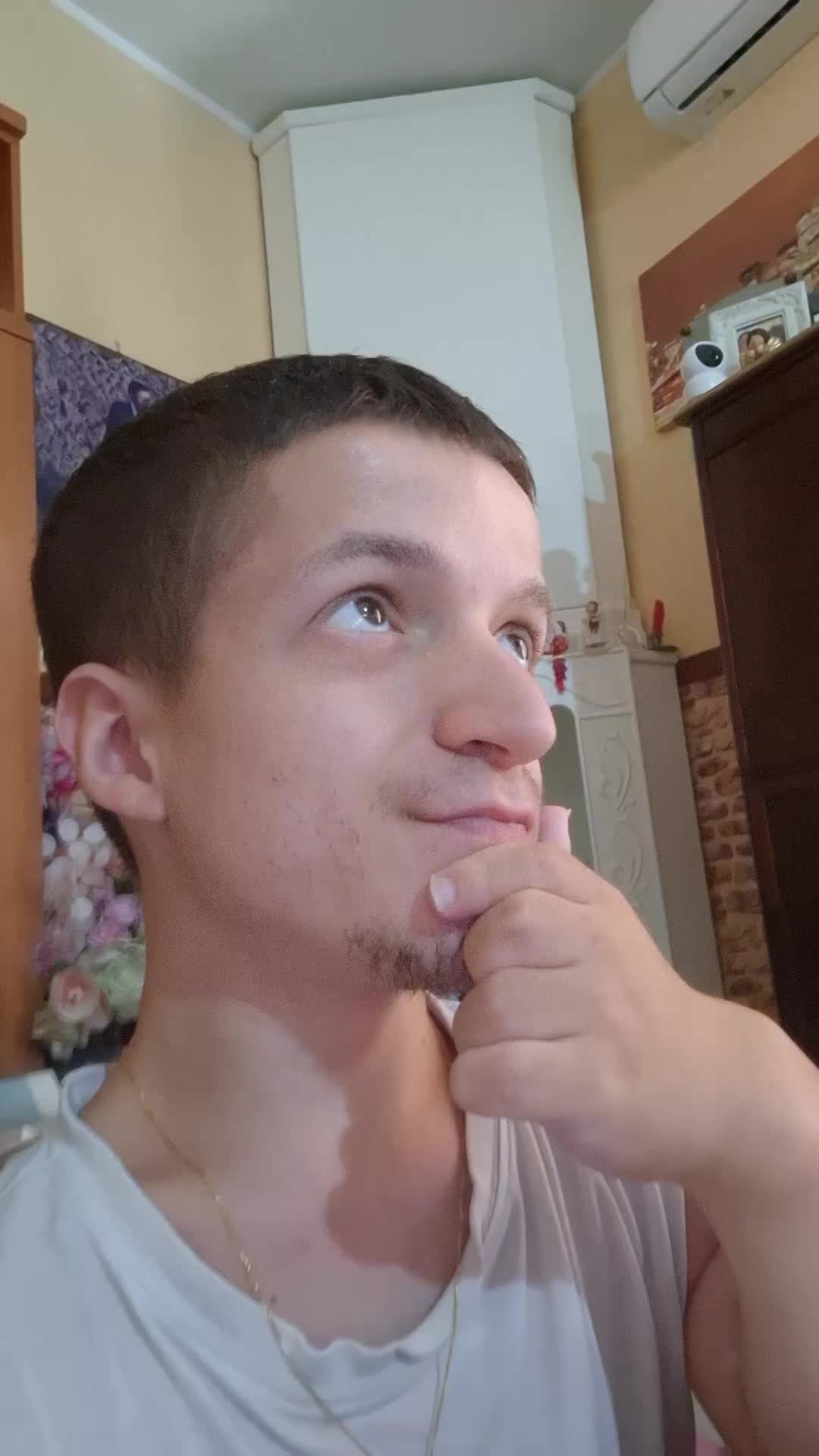 @Simone