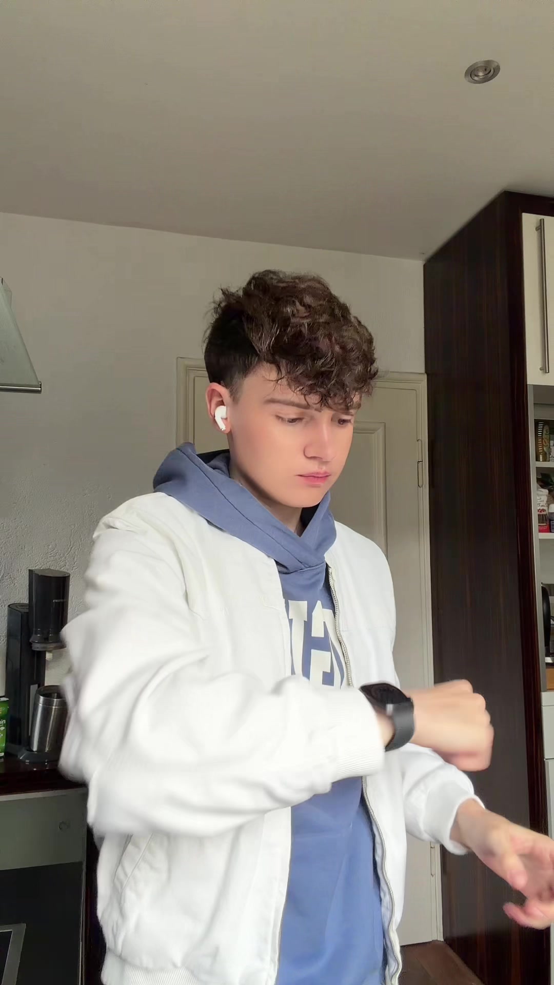 @Klein Vlad ๐ฆ๐ฉต