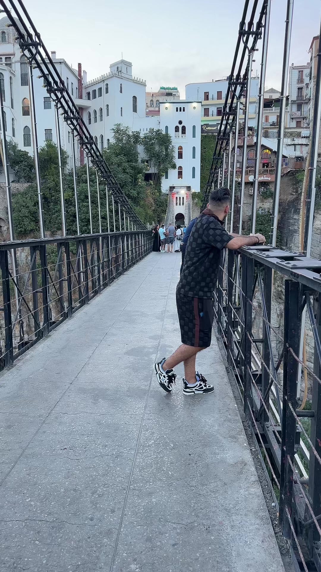 @Anwar 🇩🇿