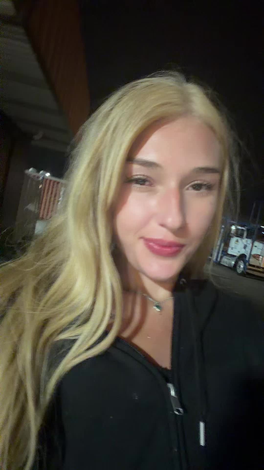 @roxybxbyyy
