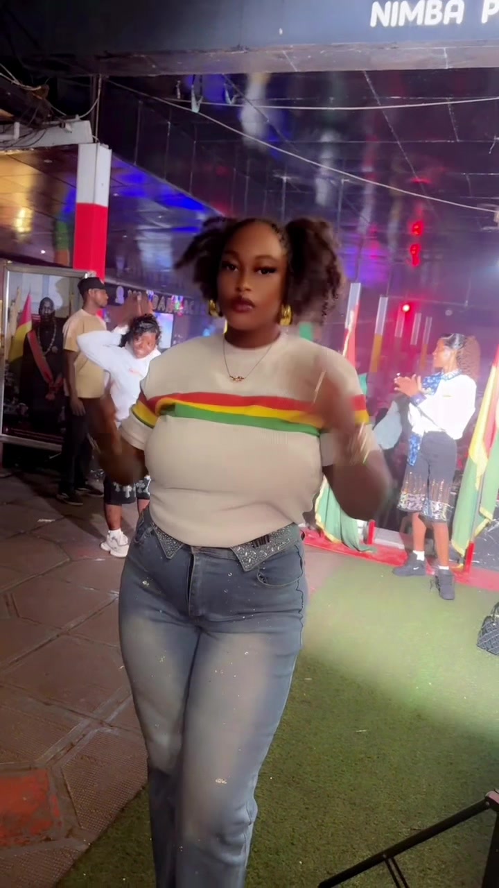 @GouraFashionShop(GouralaBombe)