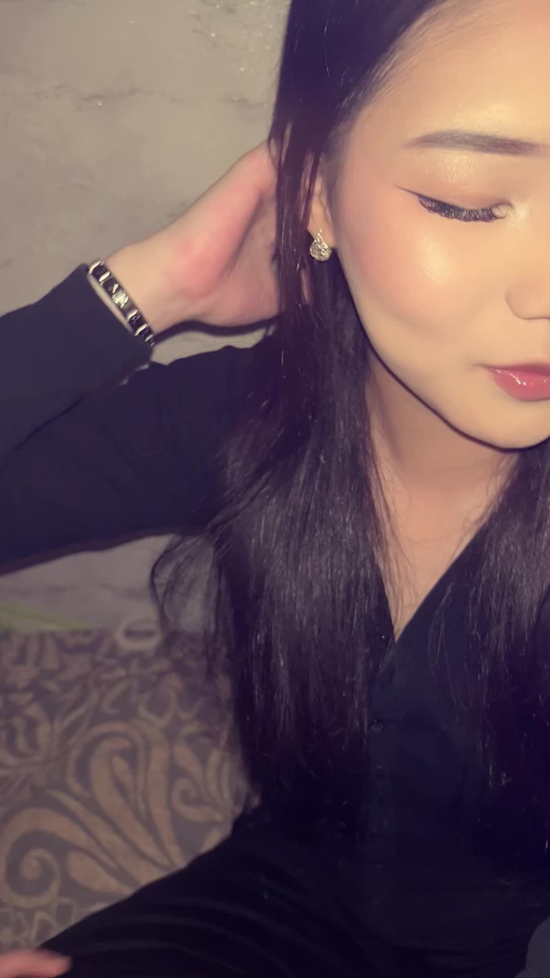 @𝐜𝐡𝐞𝐫𝐢𝐥