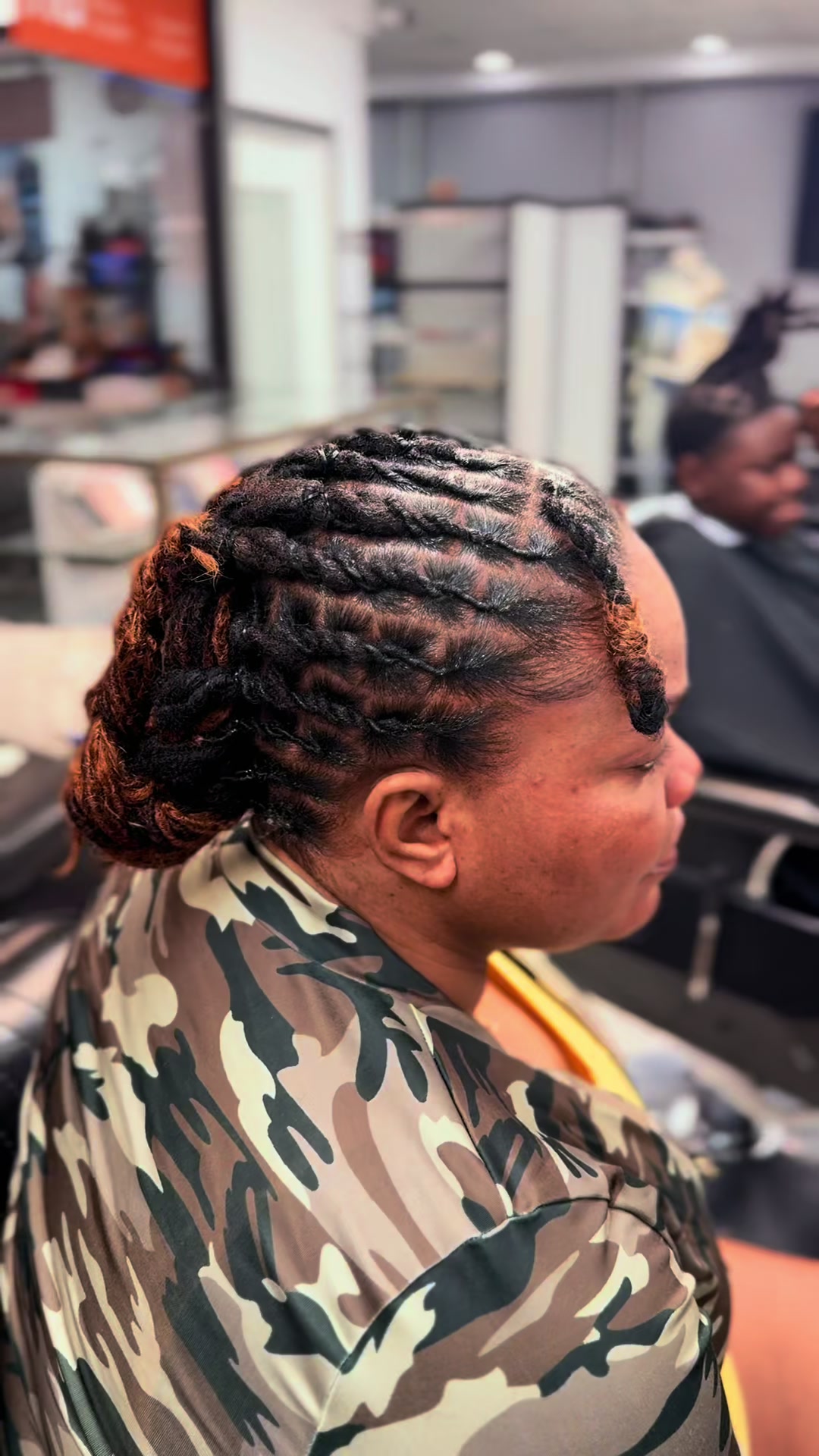 @ZOE-LOCKS-CUTZ