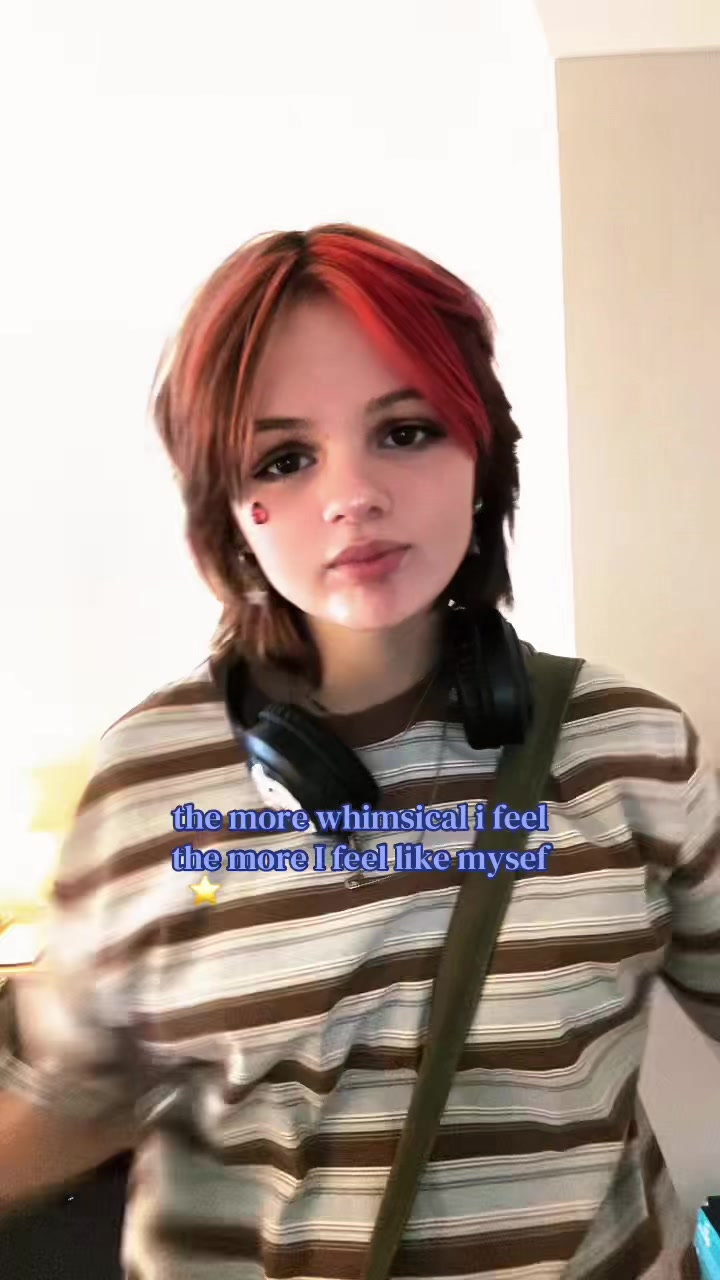 @Zee🐞 (moonys version)