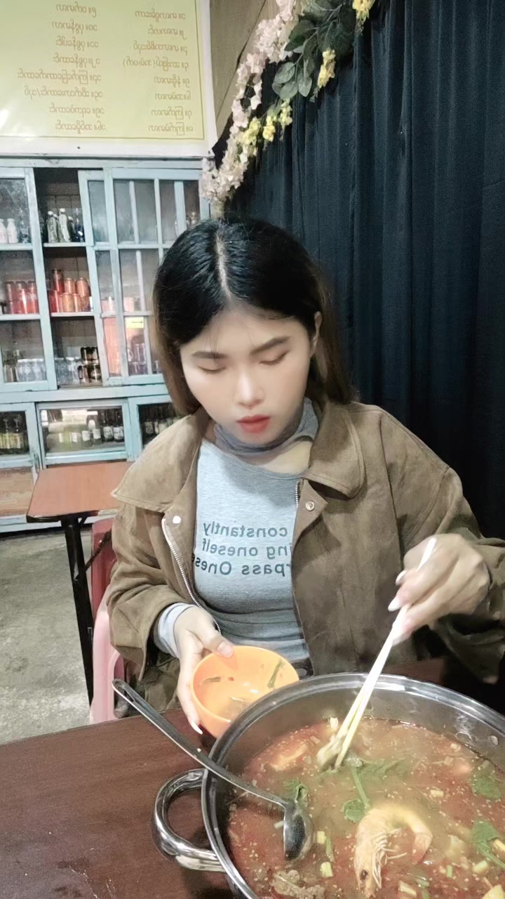 @Thin Zar