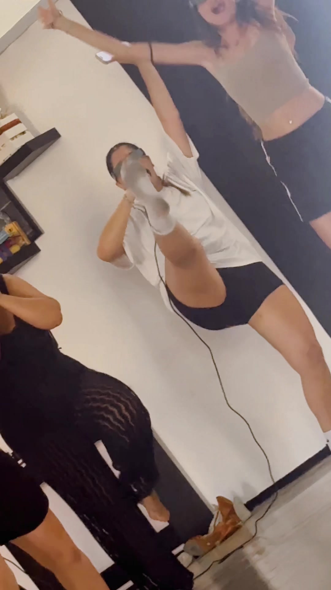 @𝑵𝒂𝒅𝒊𝒂𝑪𝒖𝒐𝒎𝒐