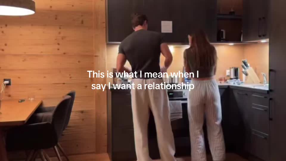 @𝒱