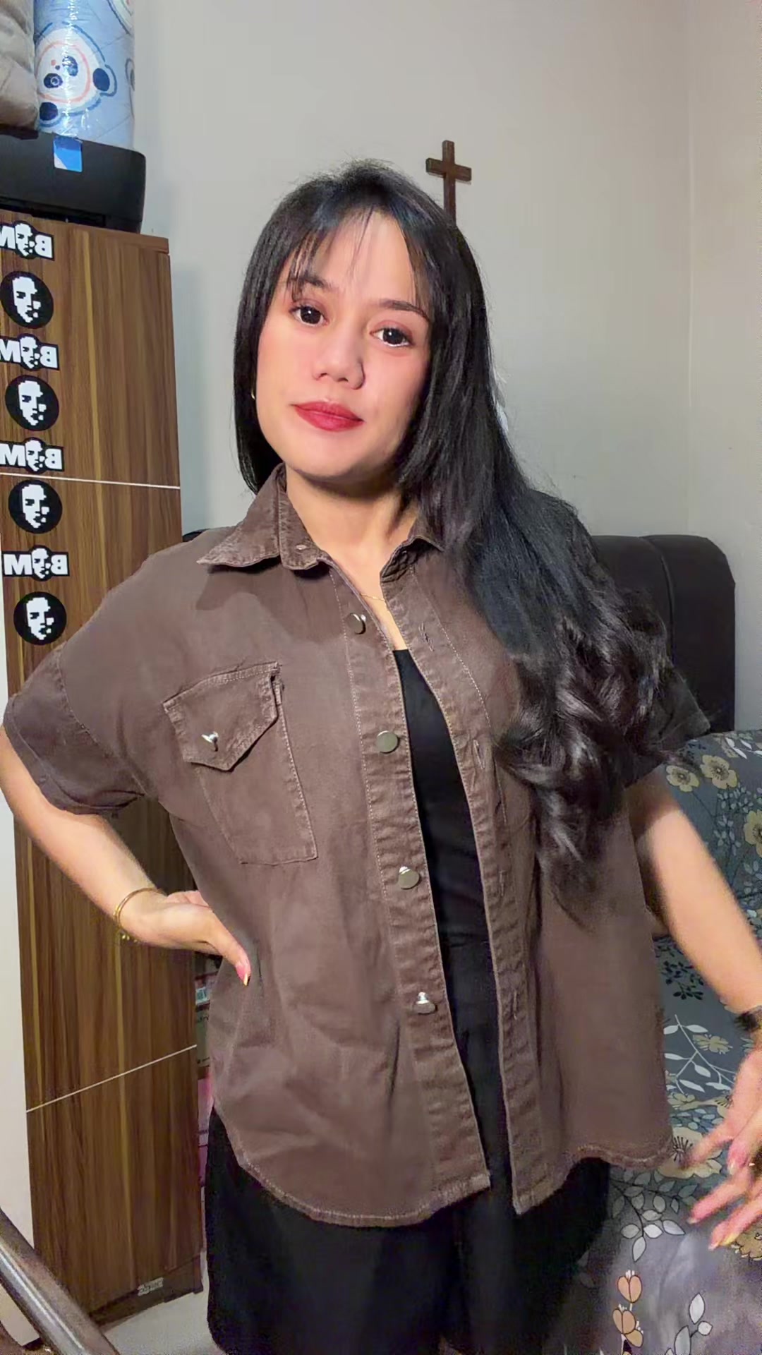 @𝐀𝐩𝐫𝐢 𝐒𝐢𝐡𝐨𝐦𝐛𝐢𝐧𝐠