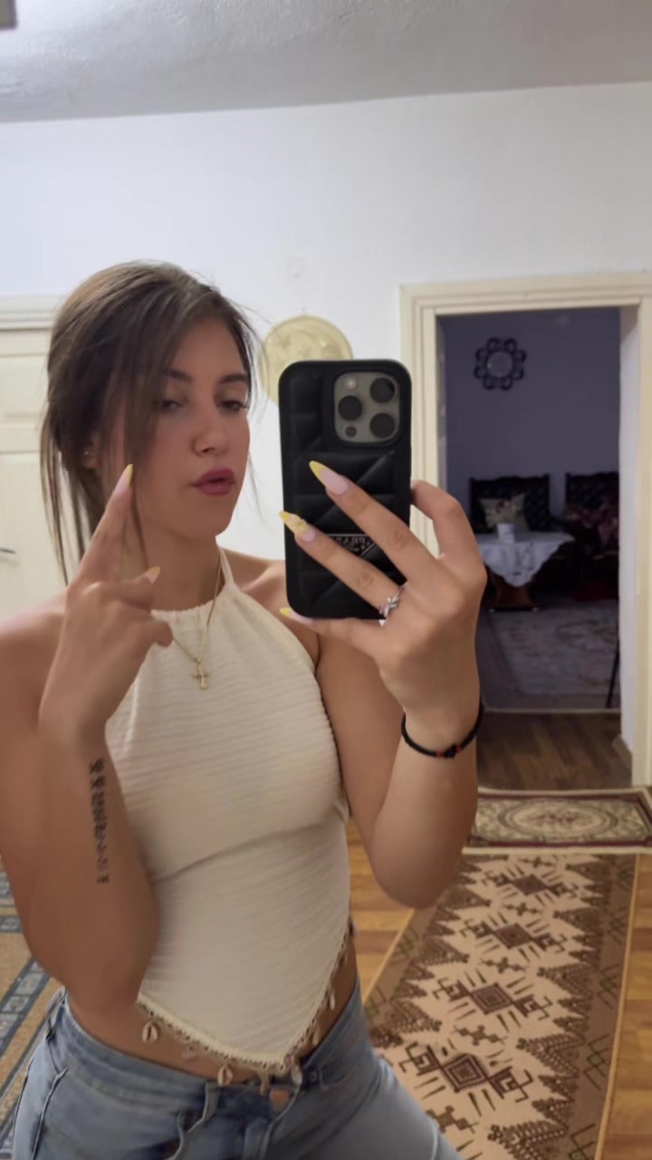 @𝓜𝓪𝓻𝓲𝓪