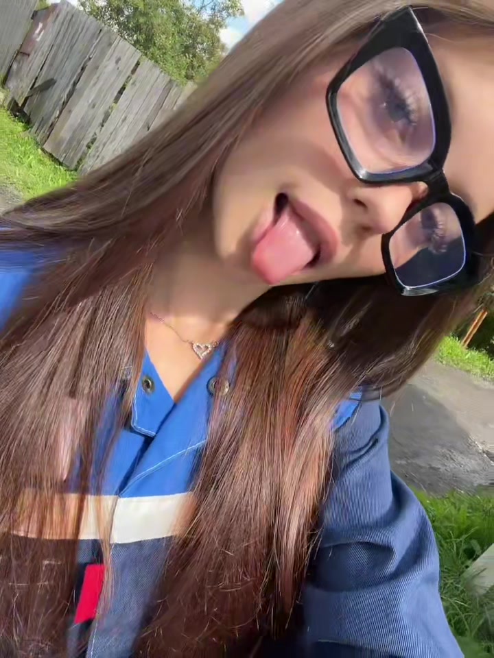 @анжелинка⁶⁷