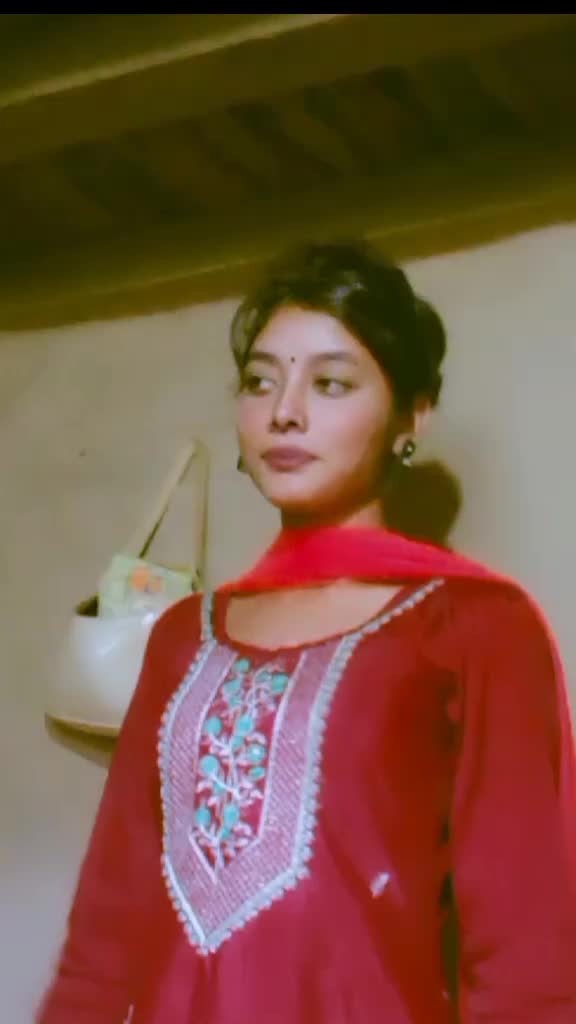 @🦋🌺PARI 🦋❤️🩹💐