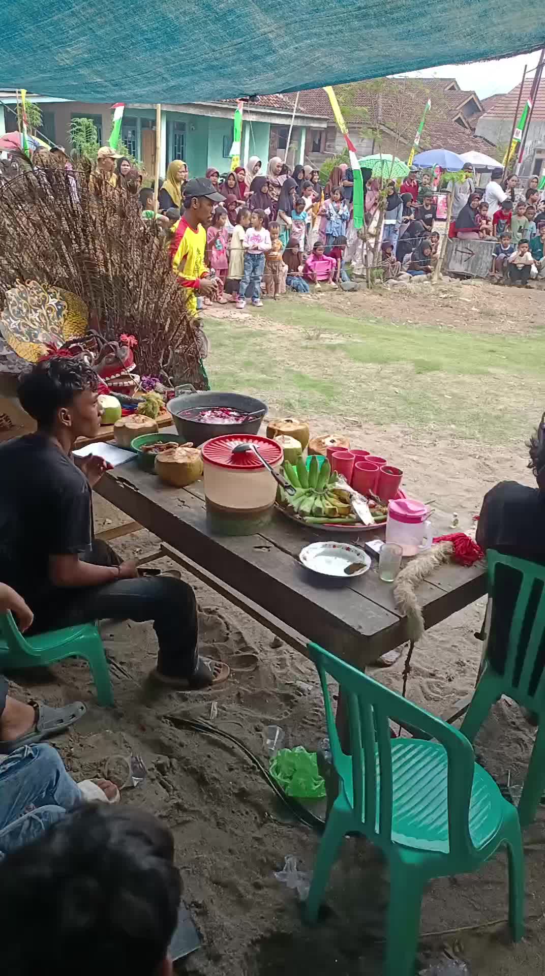 @YANTO TREVEL