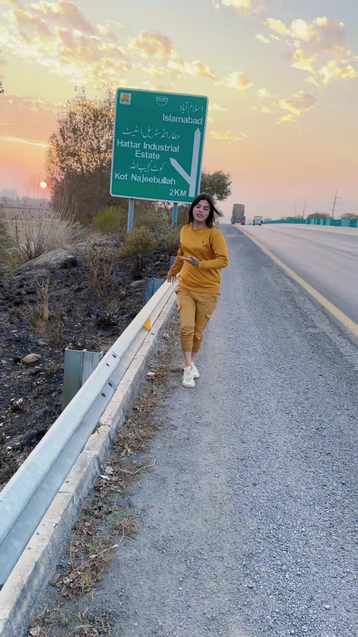 @🦋فرح خان🦋