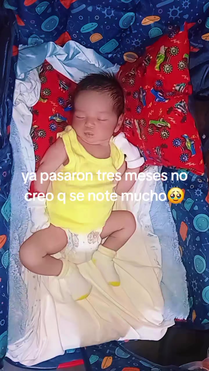 @la florecita olanchana❤️ 👸👸