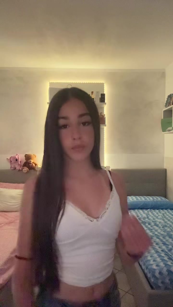 @🦈