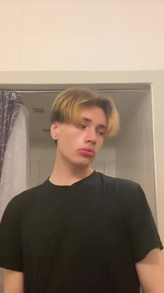 @itsmilianofficial