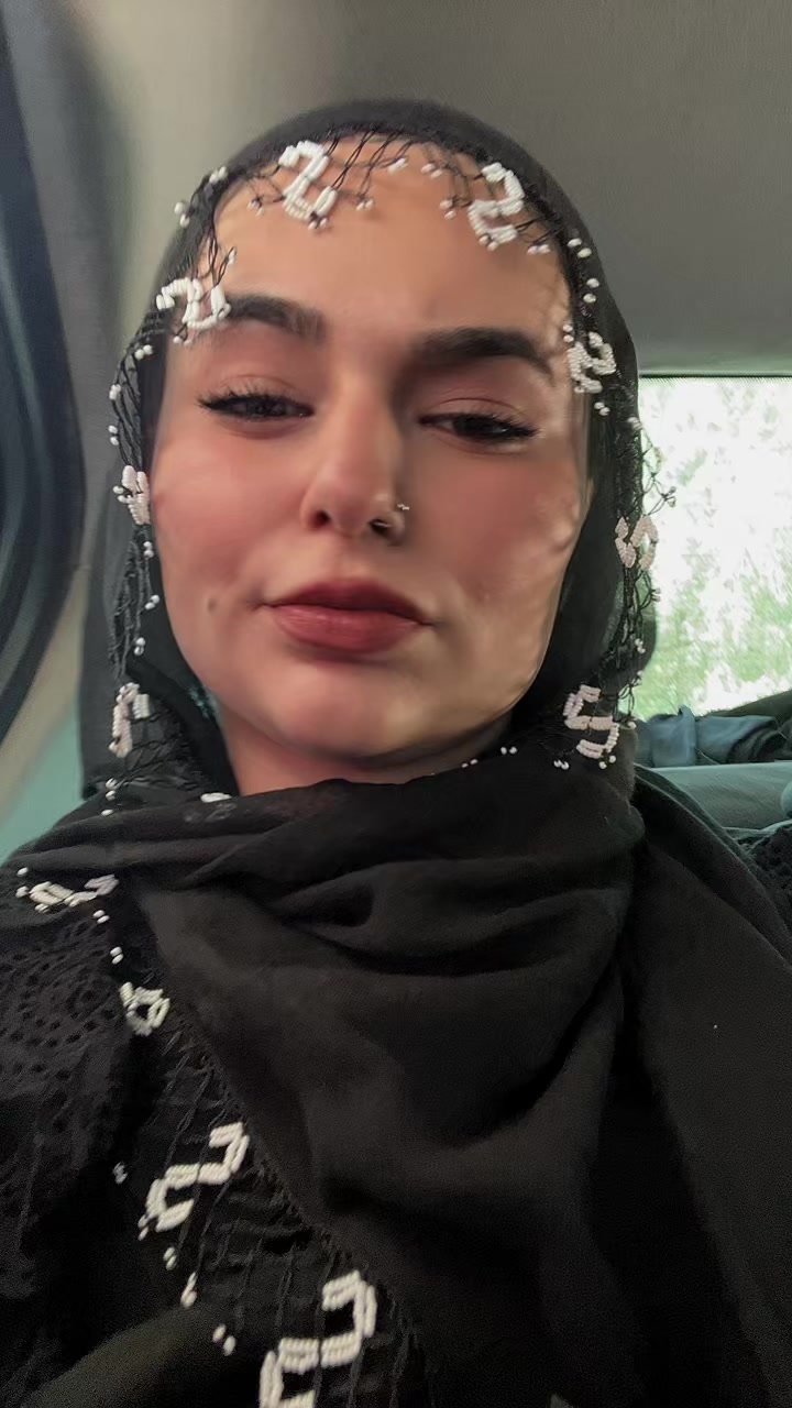 @Nazlı☀️