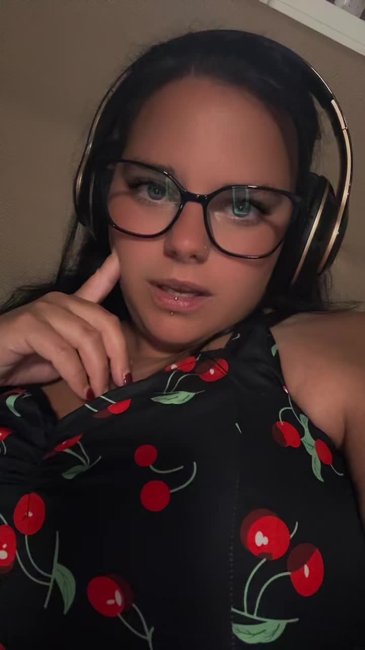 @_lischa95_