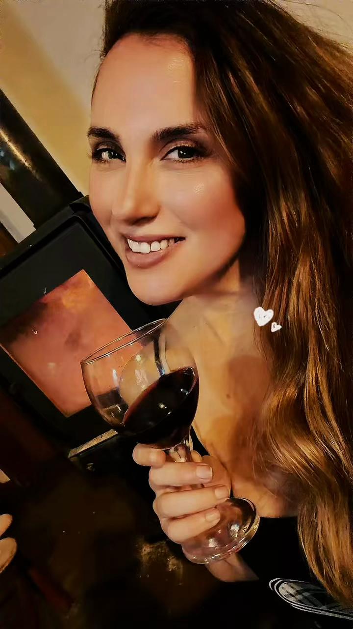 @Alejandra Victoria L T