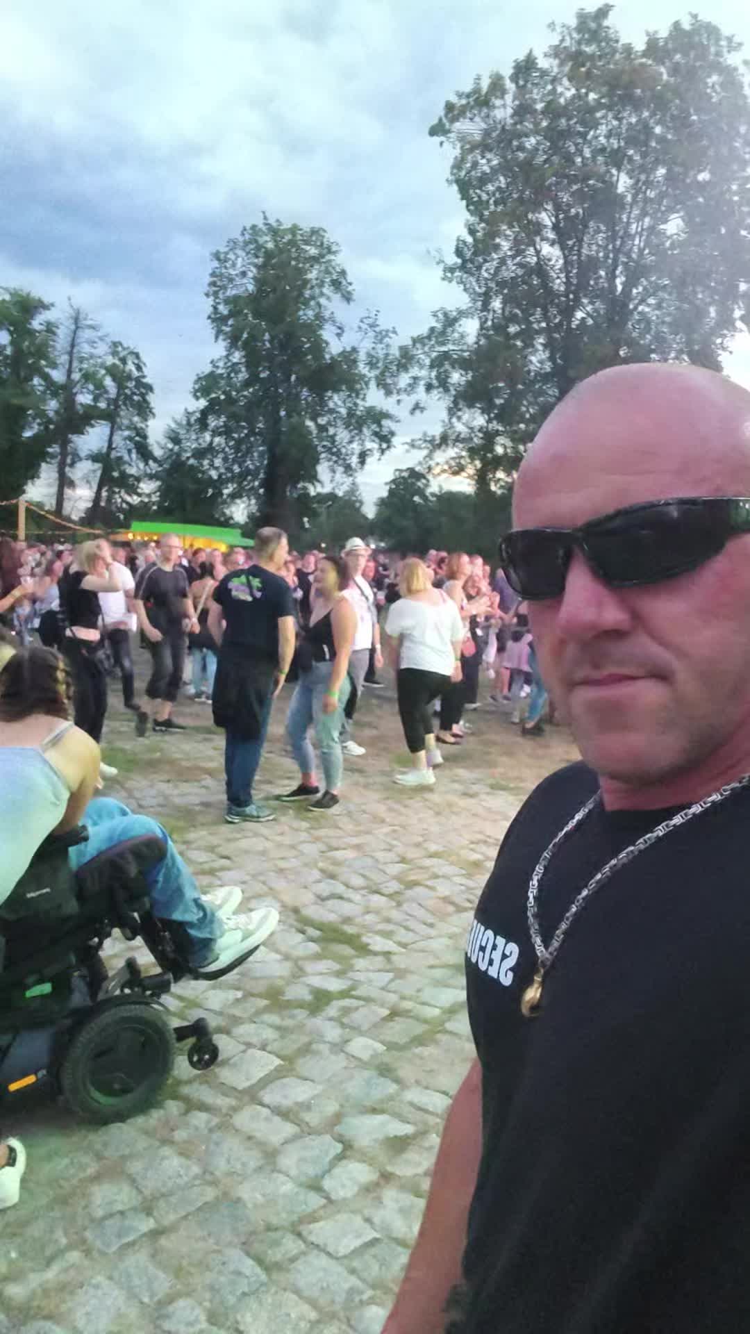 @Stefan H