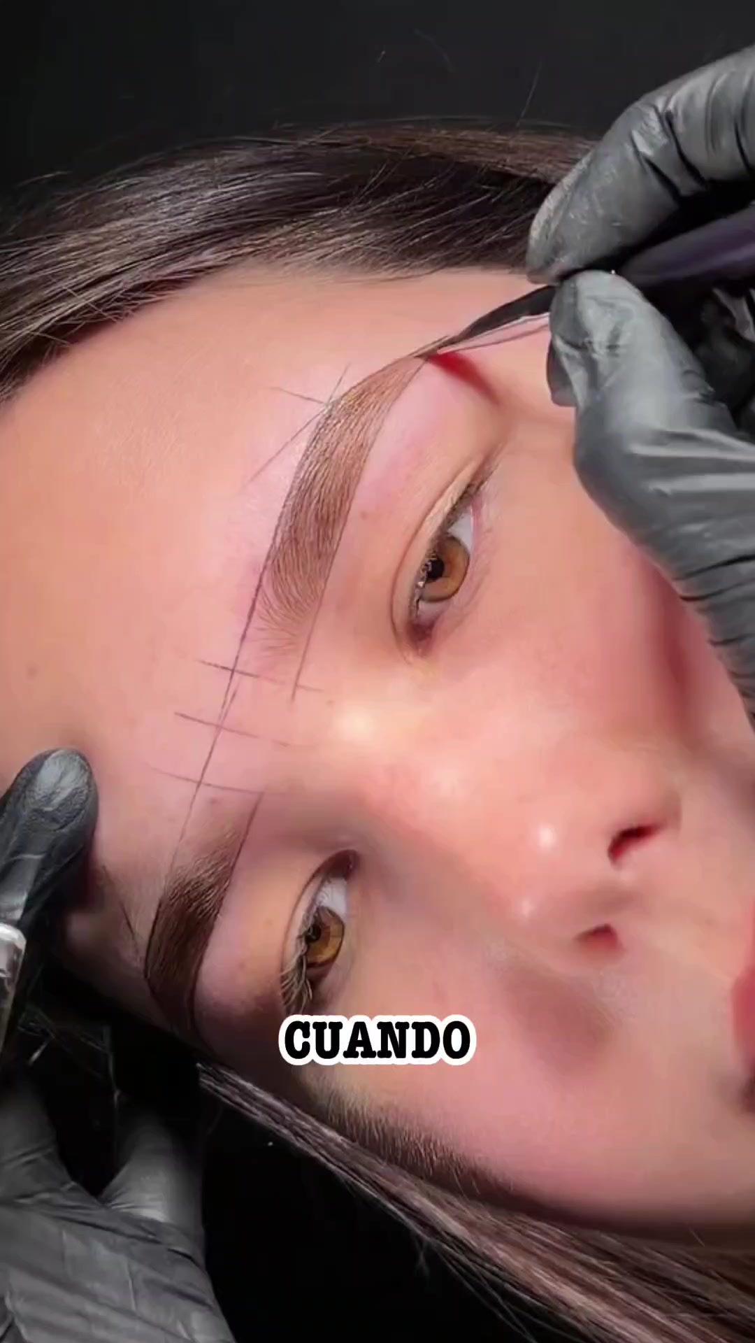 @Miradas de cejas perfectas ❤️